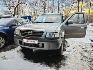 2005 Mazda B-series V, серебристый, 625000 рублей, вид 2