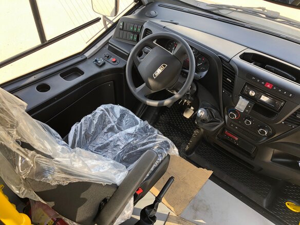 2020 Iveco Daily, серебристый - вид 8