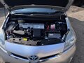 2011 Toyota Prius III Рестайлинг (XW30), серебристый, 1370000 рублей - вид 10