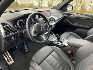 2019 BMW X3 30i xDrive III (G01), чёрный, 4643557 рублей, вид 2