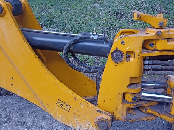 2013 JCB 3CX, жёлтый, 5250000 рублей - вид 15
