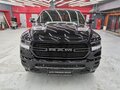 2019 Ram 1500 Crew Cab V, чёрный - вид 1