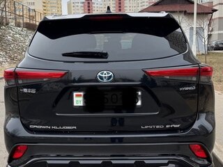 2021 Toyota Crown Kluger, чёрный, 3672944 рублей, вид 3