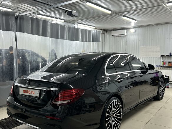 2016 Mercedes-Benz E-Класс 200 V (W213, S213, C238), чёрный, 2899000 рублей - вид 5