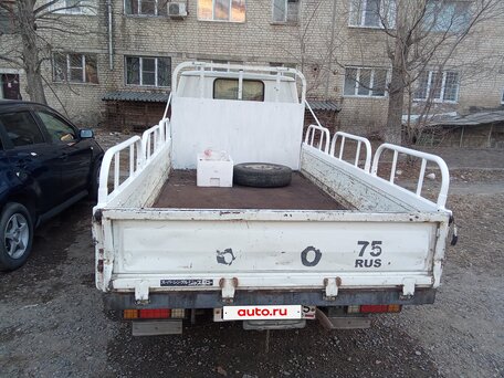 1996 Toyota Toyoace, белый, 950000 рублей, вид 3