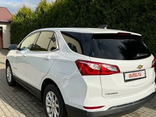 2020 Chevrolet Equinox III, белый, 1750000 рублей, вид 3