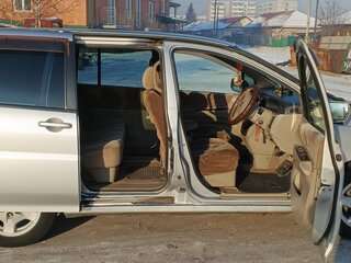2001 Nissan Liberty, серый, 465000 рублей, вид 3