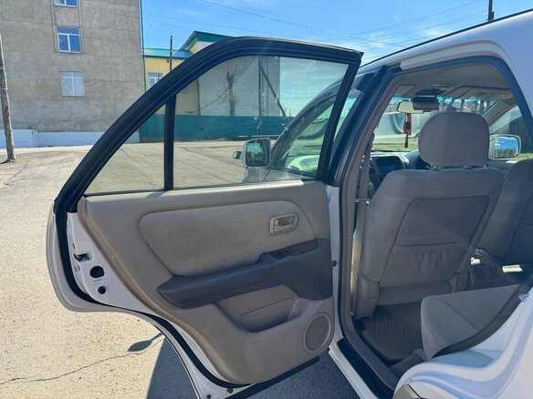 1998 Toyota Harrier I (XU10), серый, 900000 рублей - вид 12