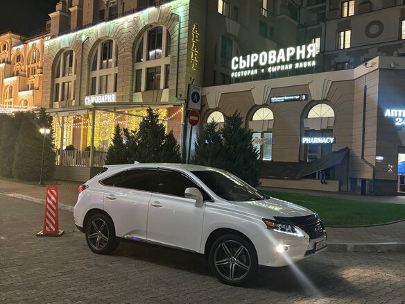 2014 Lexus RX 450h III Рестайлинг, белый, 3100000 рублей - вид 15