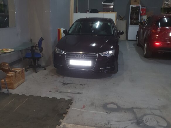 2014 Audi A3 III (8V), красный - вид 2