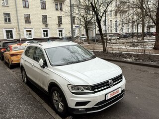 2020 Volkswagen Tiguan II, белый, 3300000 рублей, вид 3