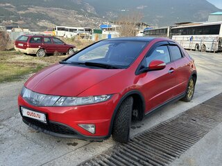 2008 Honda Civic VIII, красный, 1100000 рублей, вид 2