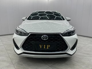 2022 Toyota Yaris Cross I, белый, 1490000 рублей, вид 2