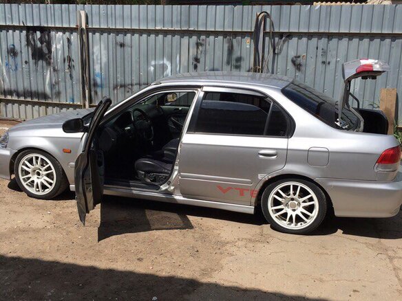 1999 Honda Civic VI, серебристый - вид 5
