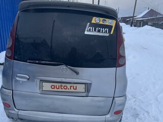 2002 Toyota FunCargo, серый, 420000 рублей, вид 2