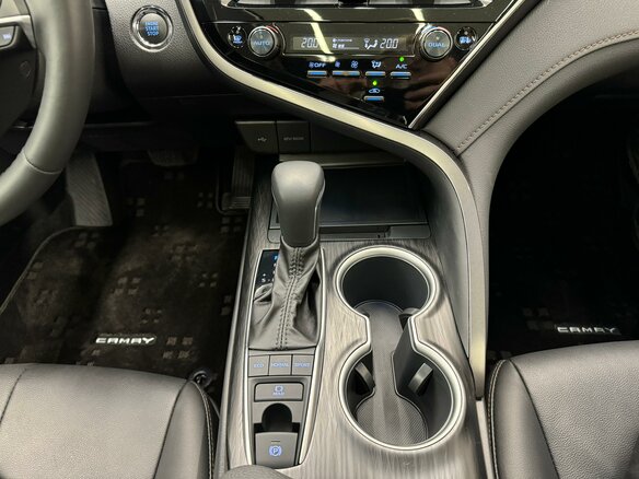 2023 Toyota Camry VIII (XV70) Рестайлинг, чёрный - вид 29