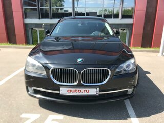 2010 BMW 7 серии 750i xDrive V (F01/F02/F04), чёрный, 1700000 рублей, вид 2