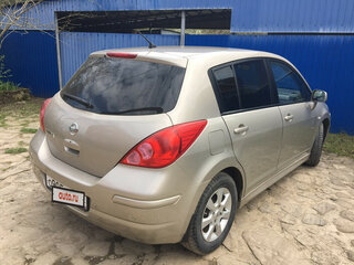 2011 Nissan Tiida I Рестайлинг, бежевый, 850000 рублей, вид 5