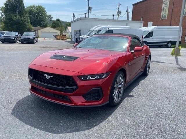 Открыть фотографии: Ford Mustang VII