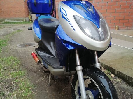 2014 Atlant 50cc, серебристый, 30000 рублей, вид 1