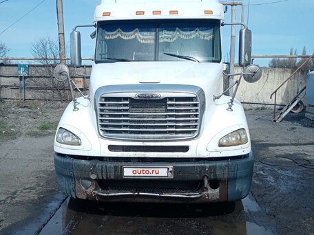 2008 Freightliner Columbia, белый, 1500000 рублей, вид 1