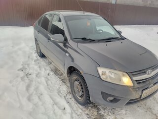 2015 Lada (ВАЗ) Granta I, серебристый, 500000 рублей, вид 3