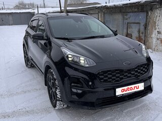 2021 Kia Sportage IV Рестайлинг, чёрный, 2450000 рублей, вид 2