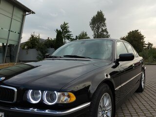 1999 BMW 7 серии 740d III (E38) Рестайлинг, чёрный, 2500000 рублей, вид 1