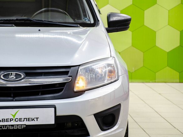 2015 Lada (ВАЗ) Granta I, серебристый, 479000 рублей - вид 9