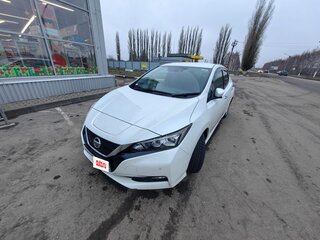2017 Nissan Leaf II (ZE1), белый, 1500000 рублей, вид 5