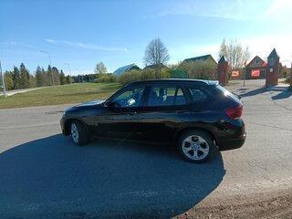 2014 BMW X1 20i I (E84) Рестайлинг, чёрный, 1400000 рублей, вид 4