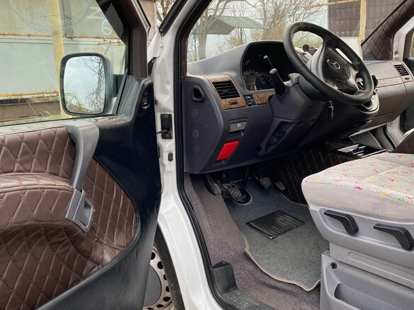 2000 Mercedes-Benz Vito 108 CDI I (W638), белый, 750000 рублей - вид 4