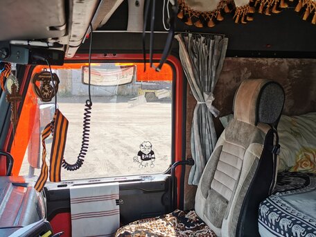 1996 Scania 3-Series, красный, 650000 рублей, вид 4