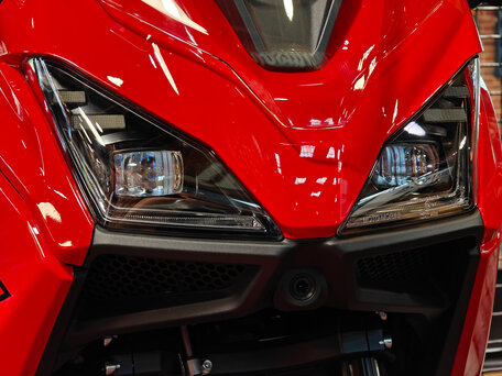 2026 Moto Morini X-CAPE, красный, 929000 рублей, вид 4