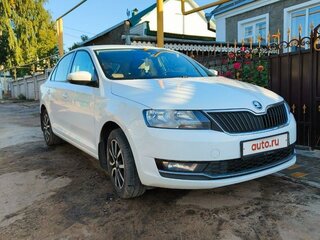 2017 Skoda Rapid I Рестайлинг, белый, 1250000 рублей, вид 4