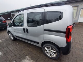 2010 Peugeot Bipper, серебристый, 690000 рублей, вид 4
