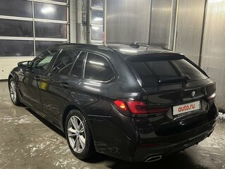 2020 BMW 5 серии 520d VII (G30/G31/G38) Рестайлинг, чёрный, 4599999 рублей, вид 4