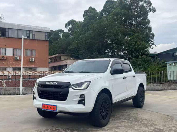 2023 Isuzu D-Max III, белый