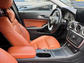 2017 Mercedes-Benz GLA 200 I (X156), синий, 1900000 рублей, вид 4