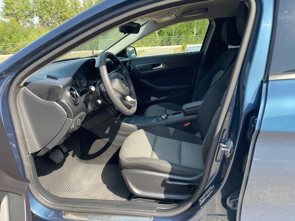 2019 Mercedes-Benz GLA 200 I (X156) Рестайлинг, синий, 2000000 рублей - вид 17
