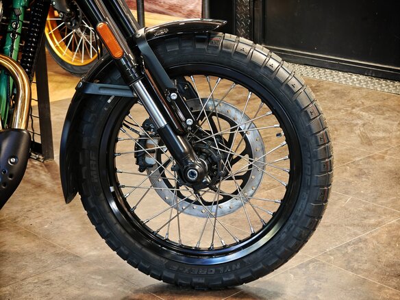 2026 Royal Enfield Bear 650, белый, 747000 рублей - вид 11