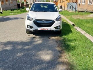 2014 Hyundai ix35 I Рестайлинг, белый, 1500000 рублей, вид 2