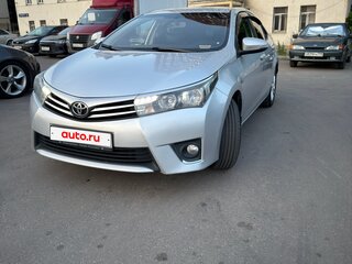 2013 Toyota Corolla XI (E160, E170, E180), серебристый, 1200000 рублей, вид 4