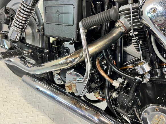 1980 Harley-Davidson Dyna Wide Glide, белый, 1500000 рублей - вид 20