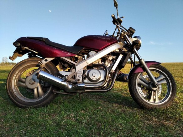 1999 Honda Bros, пурпурный, 438000 рублей - вид 25