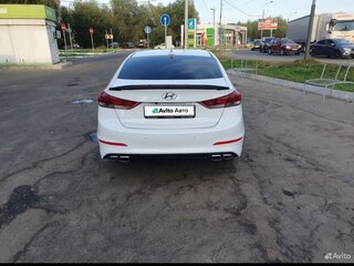 2017 Hyundai Elantra VI (AD), белый, 720000 рублей, вид 5