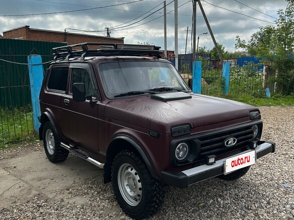 2003 Lada (ВАЗ) 2121 (4x4) I Рестайлинг, красный, 600000 рублей - вид 3