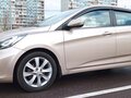 2013 Hyundai Solaris I, бежевый, 735000 рублей - вид 5