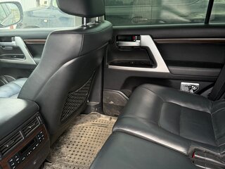 2016 Toyota Land Cruiser 200 Series Рестайлинг 2, чёрный, 6500000 рублей, вид 5