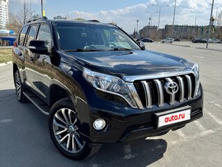 2017 Toyota Land Cruiser Prado 6-speed 150 Series Рестайлинг 1, чёрный, 4300000 рублей, вид 3